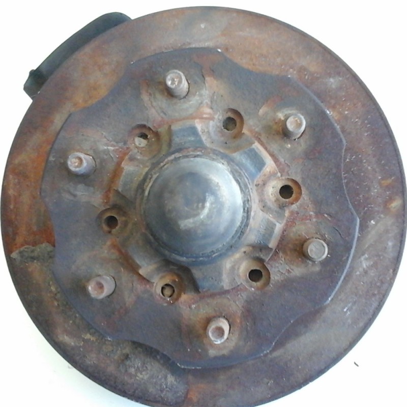 Ακραξόνιο εμπρός αριστερό Nissan Navara D22 4x2 1998 - 2007