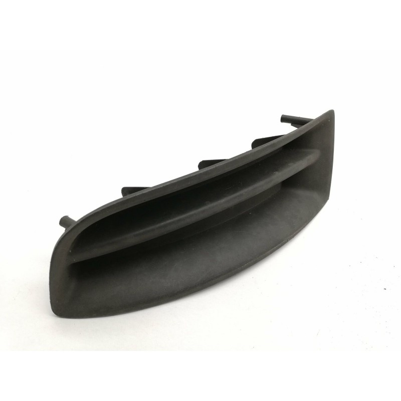 Δίχτυ προφυλακτήρα εμπρός δεξί (χωρίς τρύπα για προβολέα) Hyundai Matrix (FC) 2001-2006